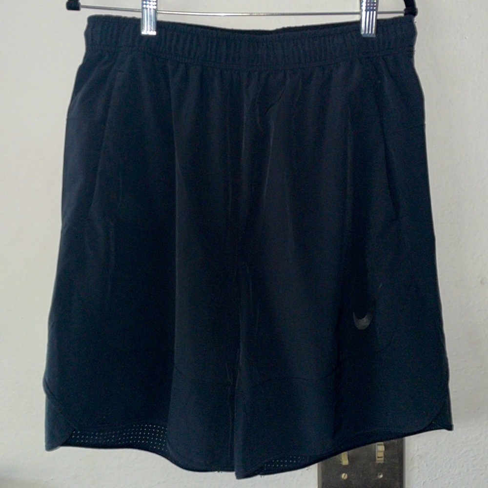 Nike Dry - Fit men’s Large Black shorts